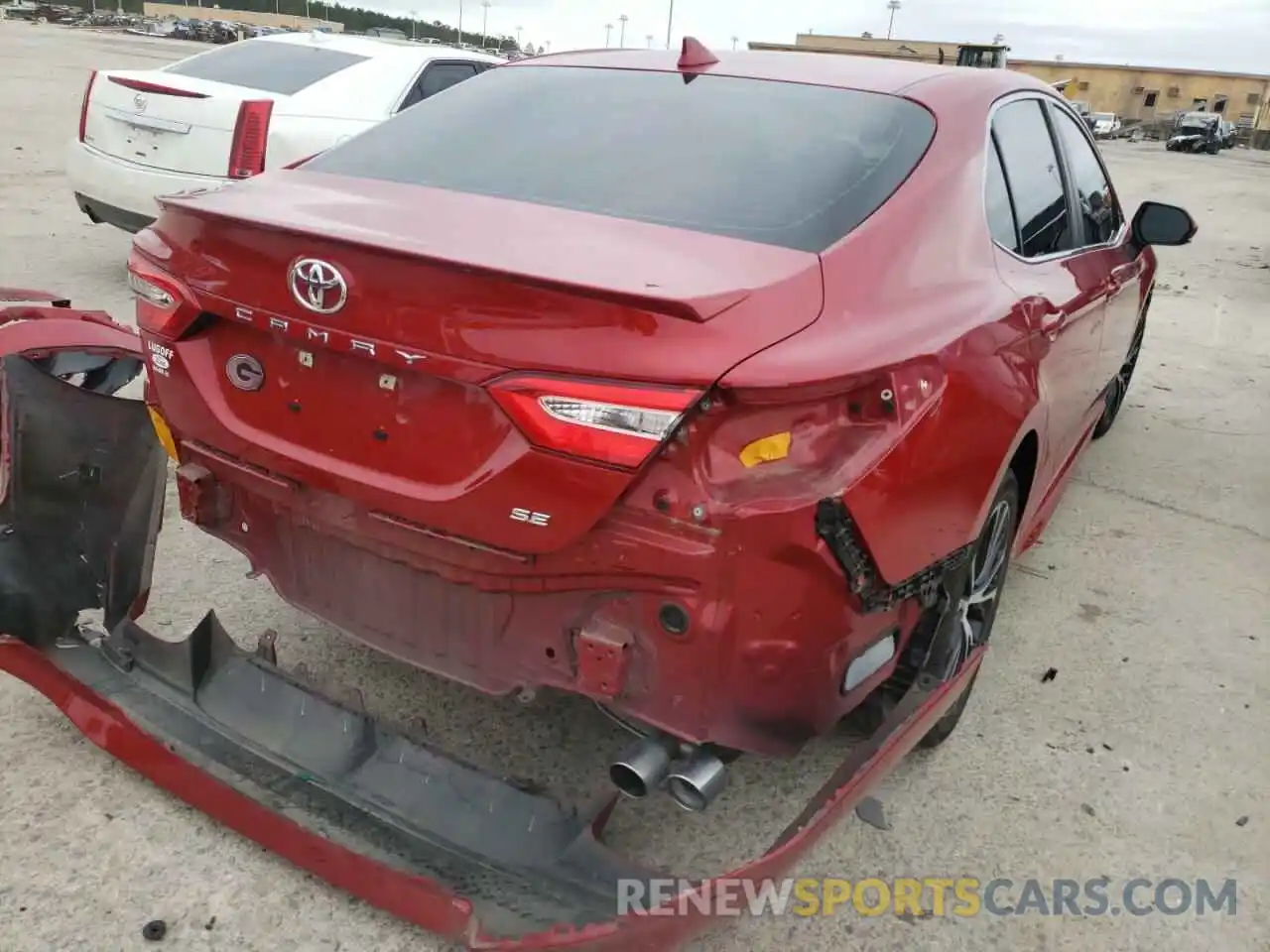 4 Photograph of a damaged car 4T1B11HKXKU288179 TOYOTA CAMRY 2019