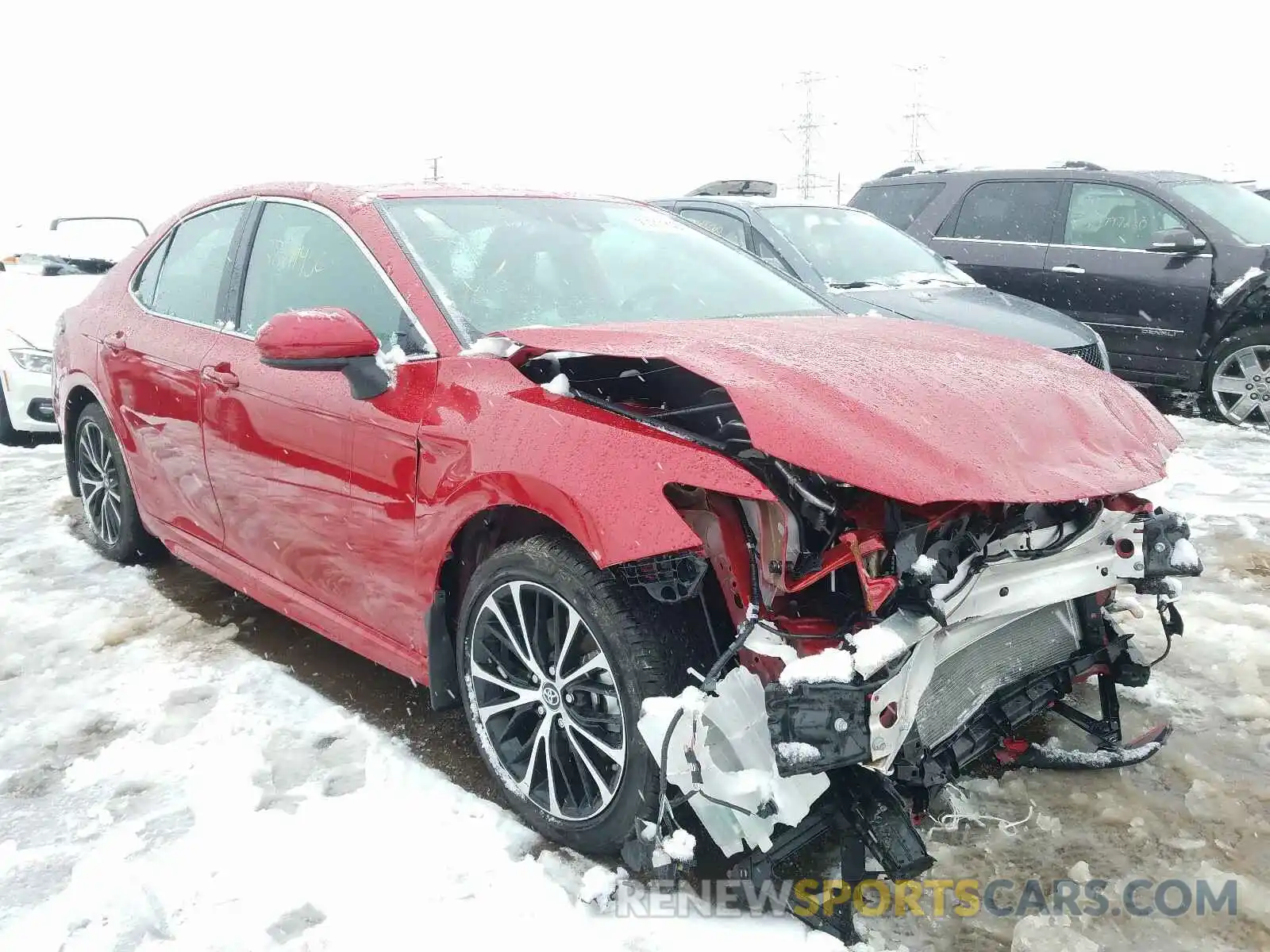 1 Photograph of a damaged car 4T1B11HKXKU289140 TOYOTA CAMRY 2019