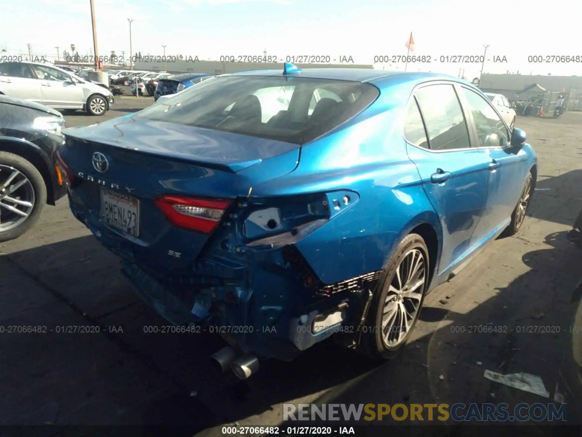 4 Photograph of a damaged car 4T1B11HKXKU289686 TOYOTA CAMRY 2019