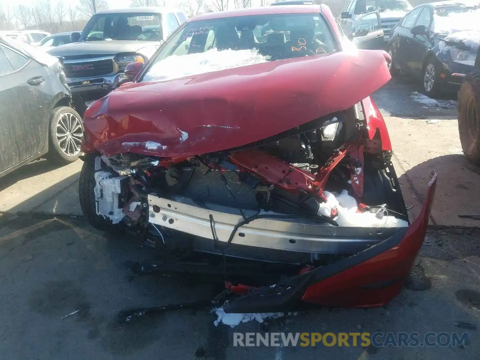 9 Photograph of a damaged car 4T1B11HKXKU294273 TOYOTA CAMRY 2019