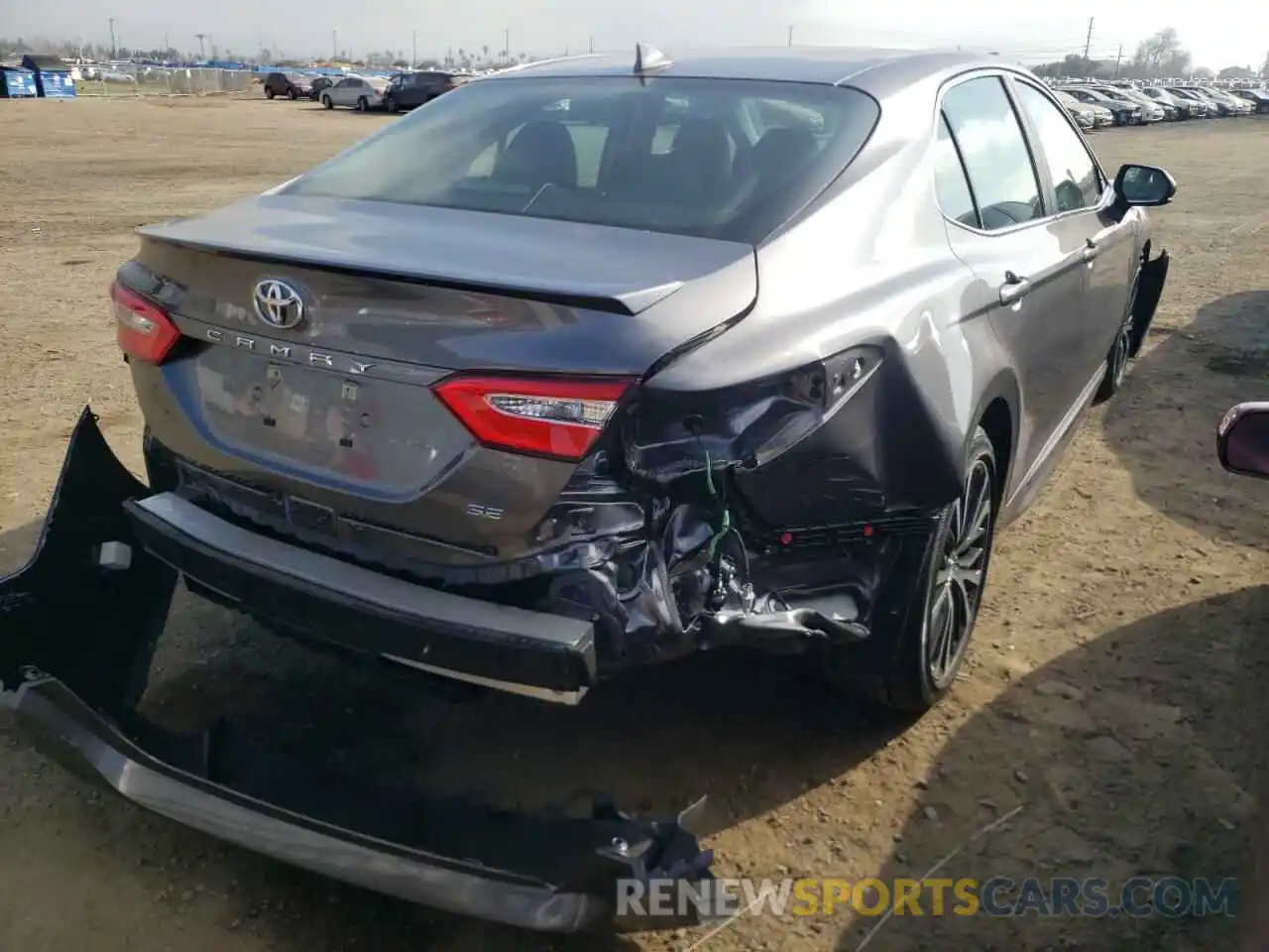 4 Photograph of a damaged car 4T1B11HKXKU294404 TOYOTA CAMRY 2019