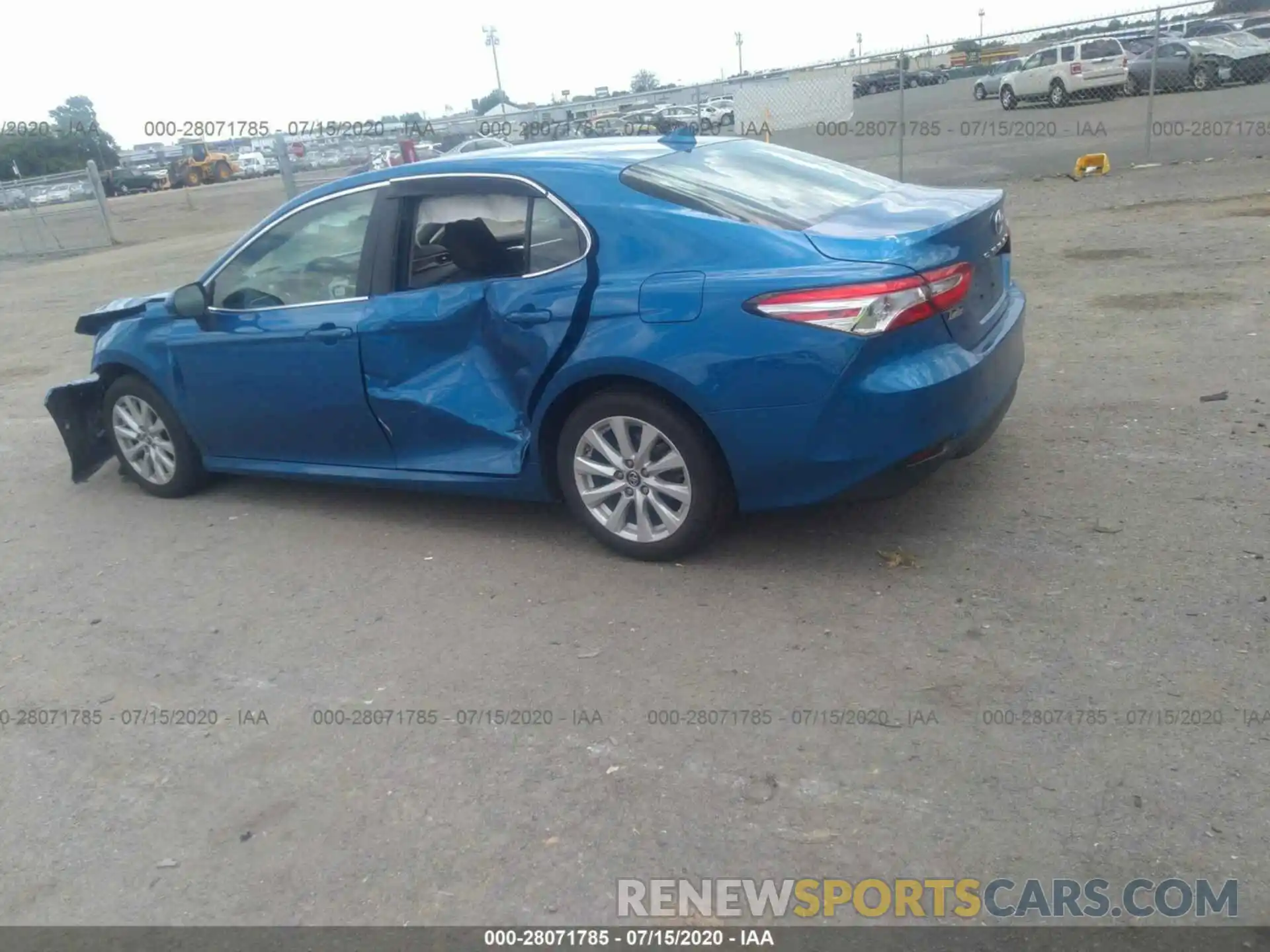 3 Photograph of a damaged car 4T1B11HKXKU295150 TOYOTA CAMRY 2019