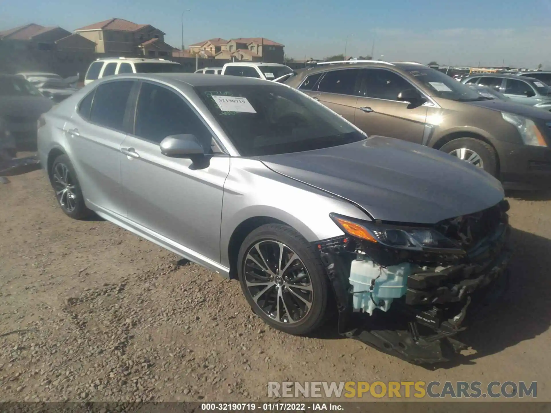 1 Photograph of a damaged car 4T1B11HKXKU297044 TOYOTA CAMRY 2019