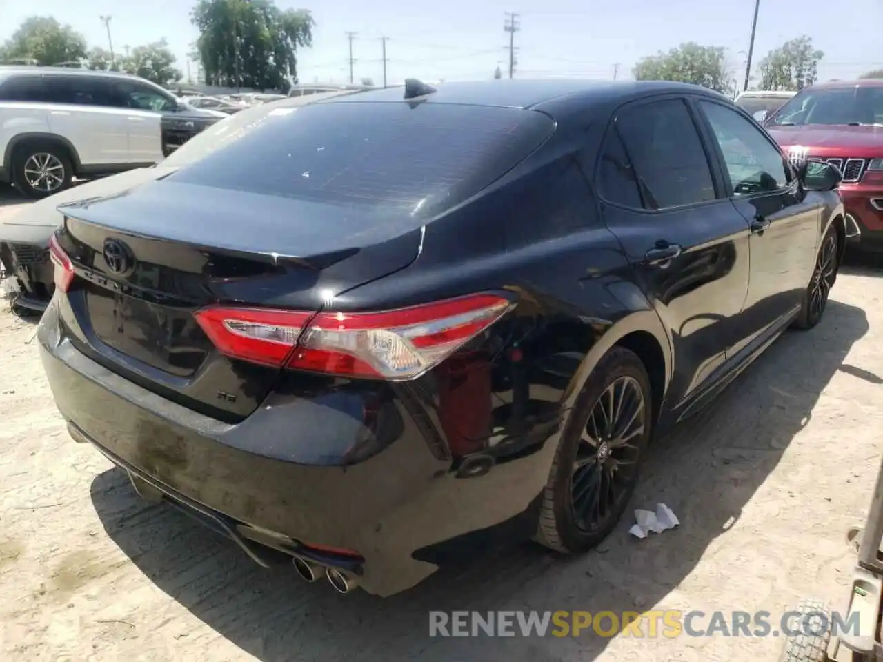 4 Фотография поврежденного автомобиля 4T1B11HKXKU297061 TOYOTA CAMRY 2019