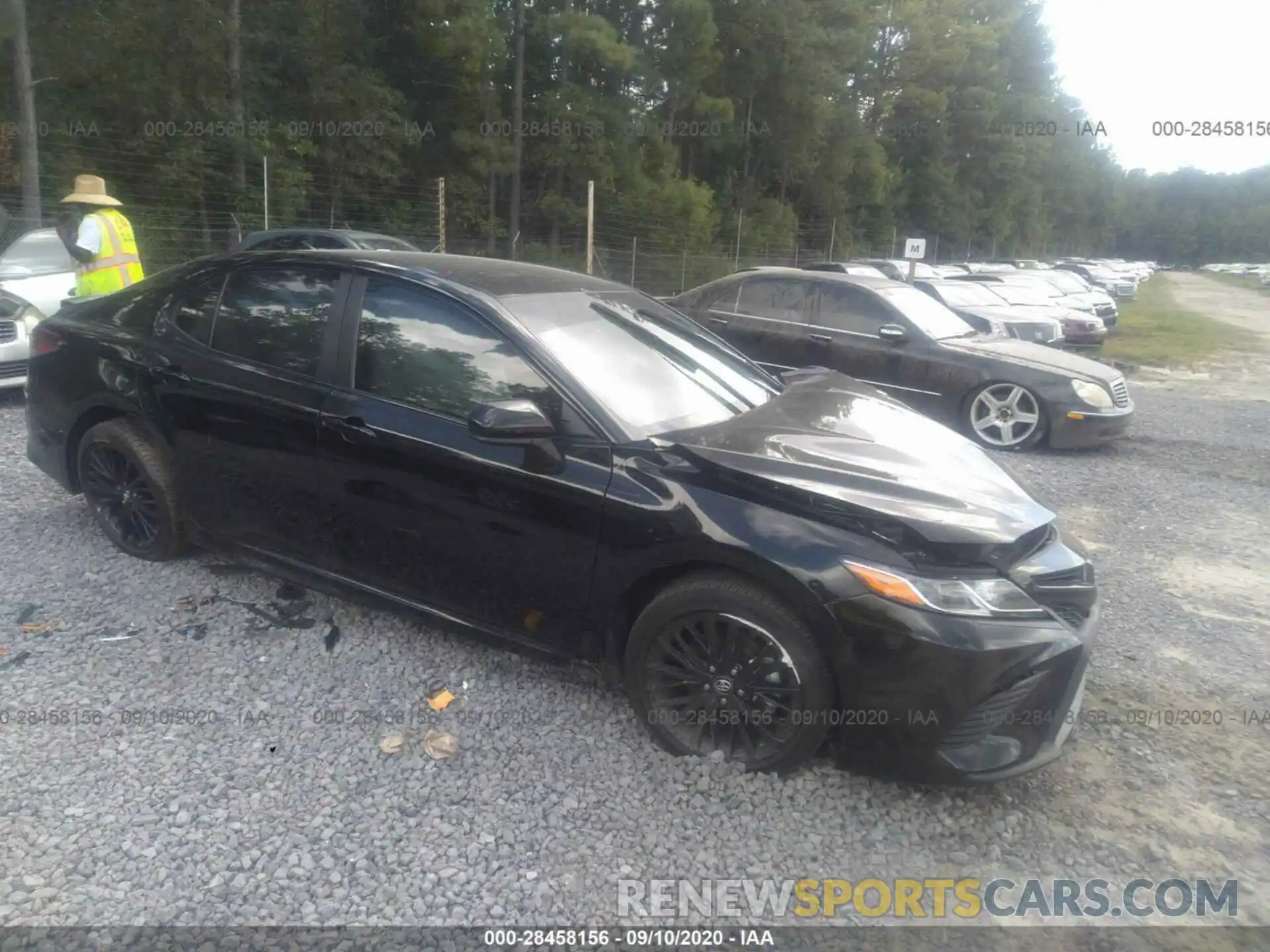 1 Photograph of a damaged car 4T1B11HKXKU298937 TOYOTA CAMRY 2019