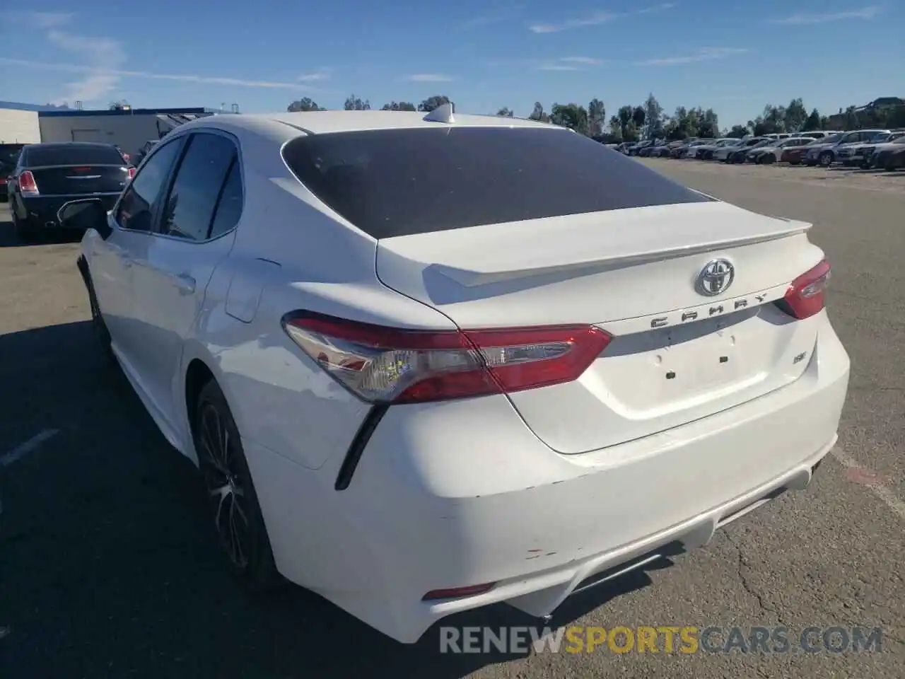 3 Photograph of a damaged car 4T1B11HKXKU299649 TOYOTA CAMRY 2019