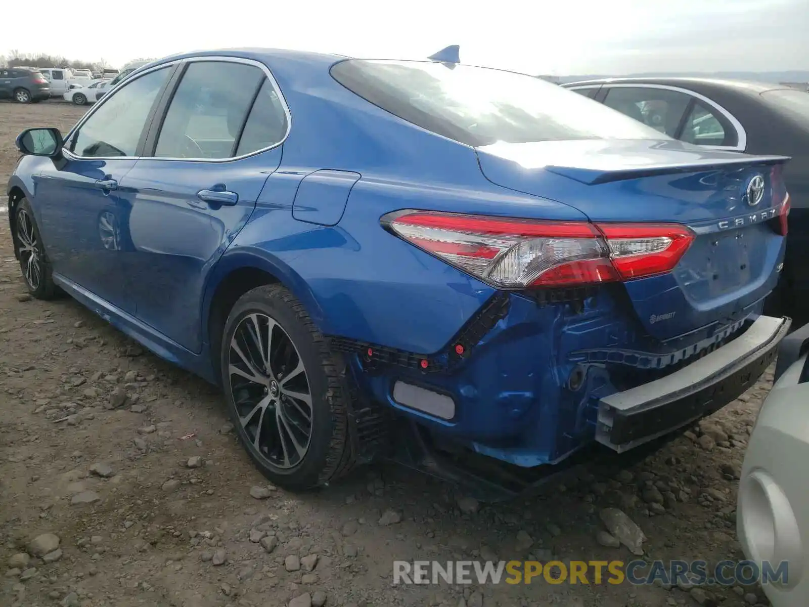 3 Фотография поврежденного автомобиля 4T1B11HKXKU299778 TOYOTA CAMRY 2019