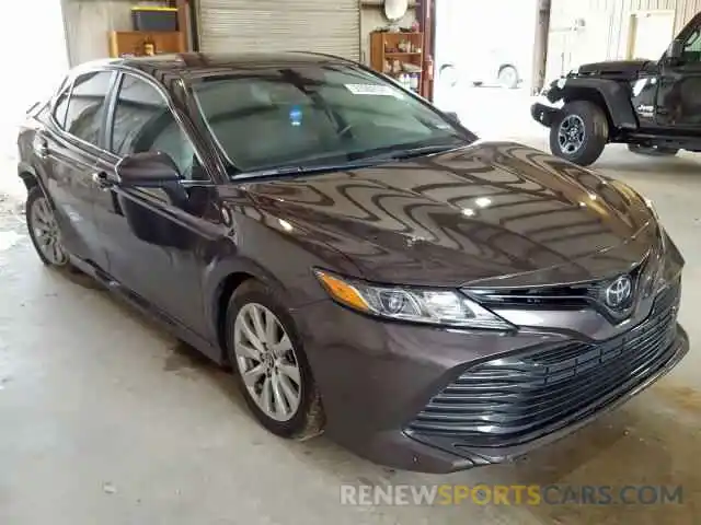 1 Photograph of a damaged car 4T1B11HKXKU678991 TOYOTA CAMRY 2019