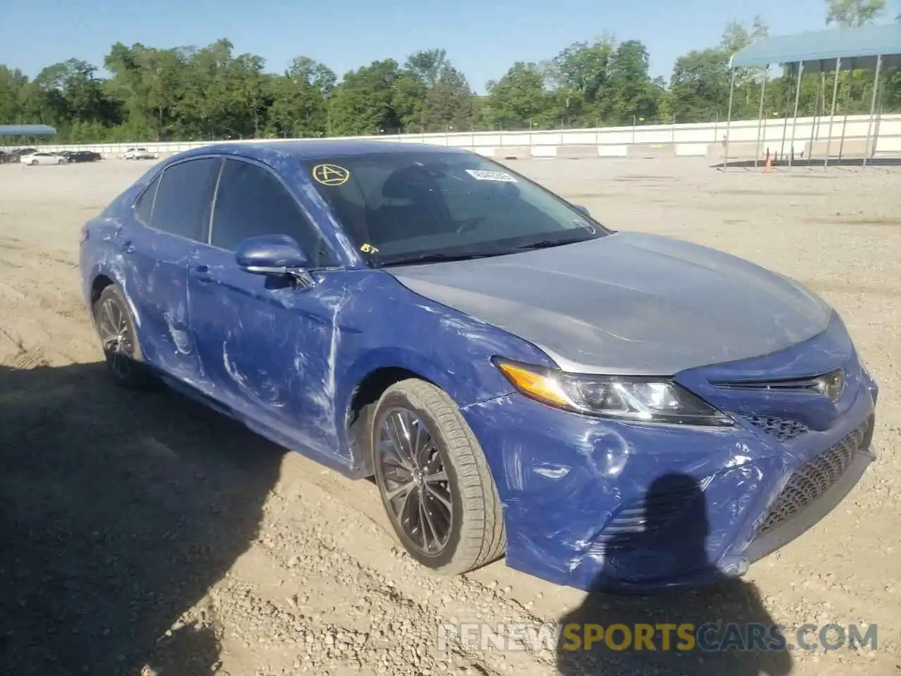 1 Photograph of a damaged car 4T1B11HKXKU680448 TOYOTA CAMRY 2019