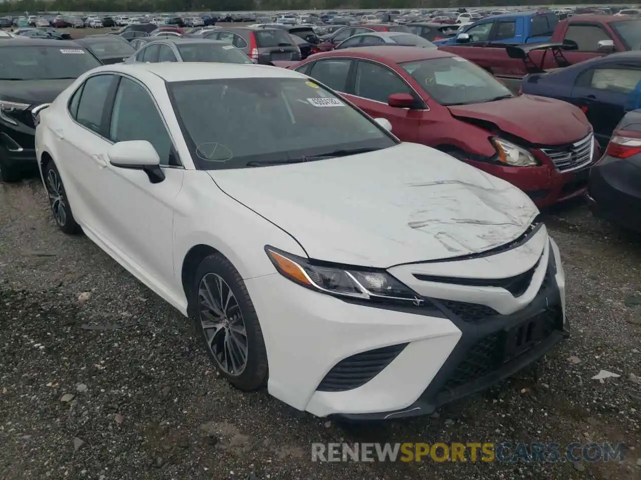 1 Photograph of a damaged car 4T1B11HKXKU680479 TOYOTA CAMRY 2019