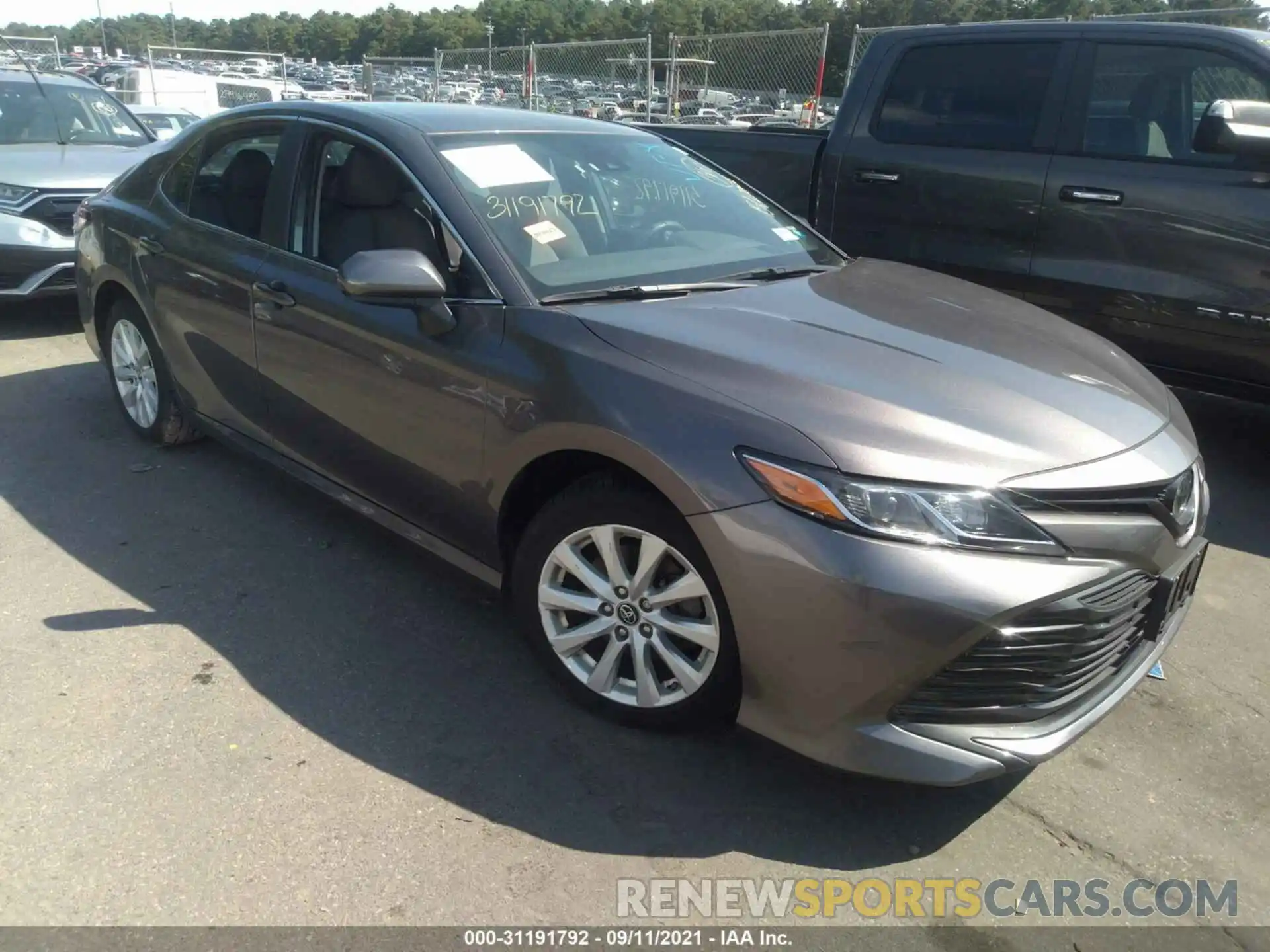 1 Photograph of a damaged car 4T1B11HKXKU680899 TOYOTA CAMRY 2019