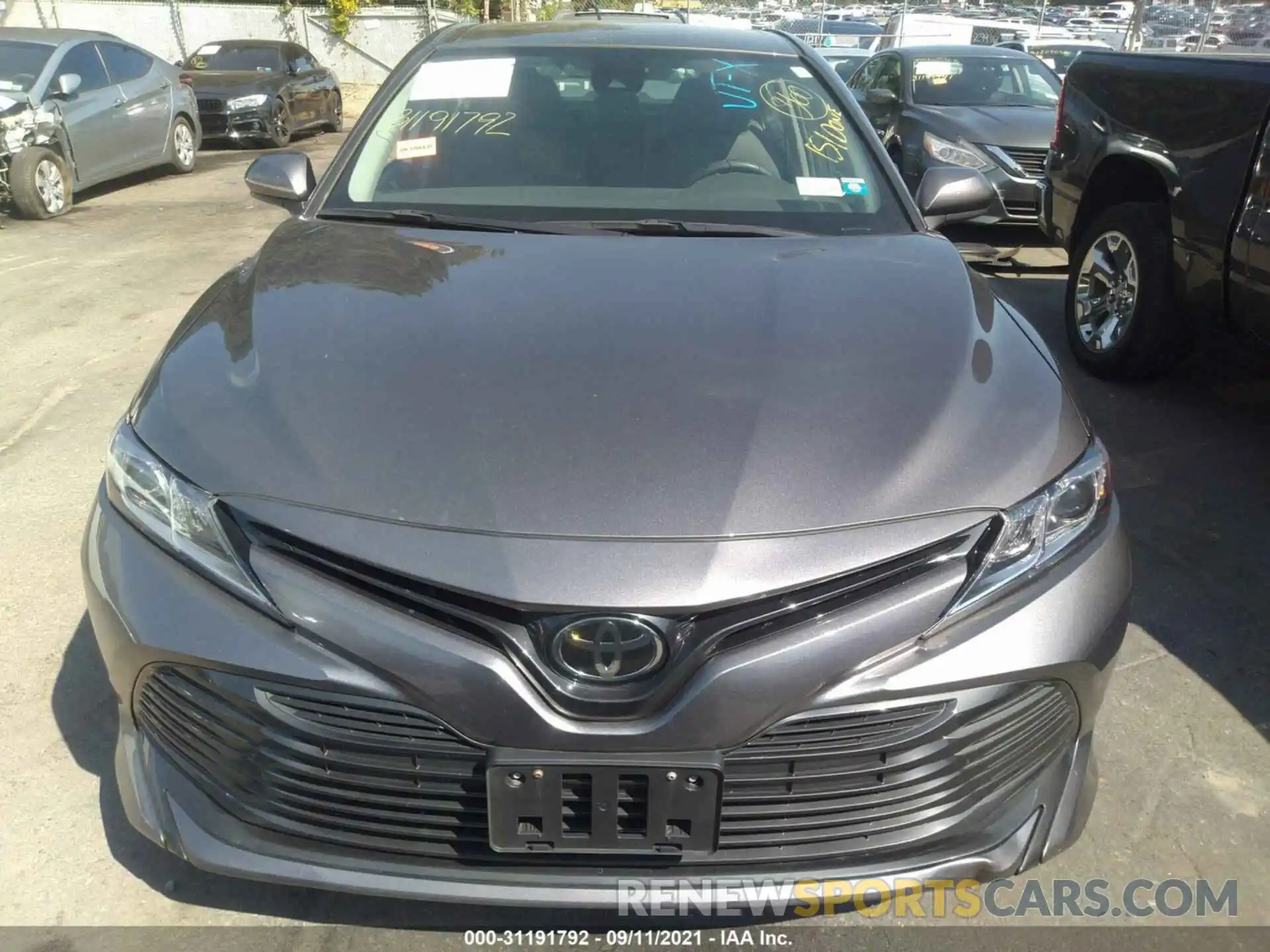 6 Photograph of a damaged car 4T1B11HKXKU680899 TOYOTA CAMRY 2019