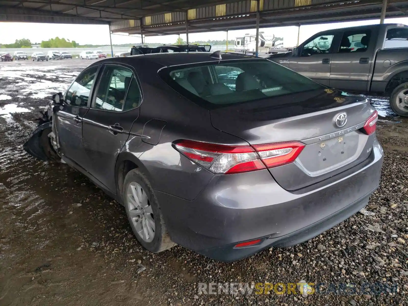 3 Photograph of a damaged car 4T1B11HKXKU680921 TOYOTA CAMRY 2019