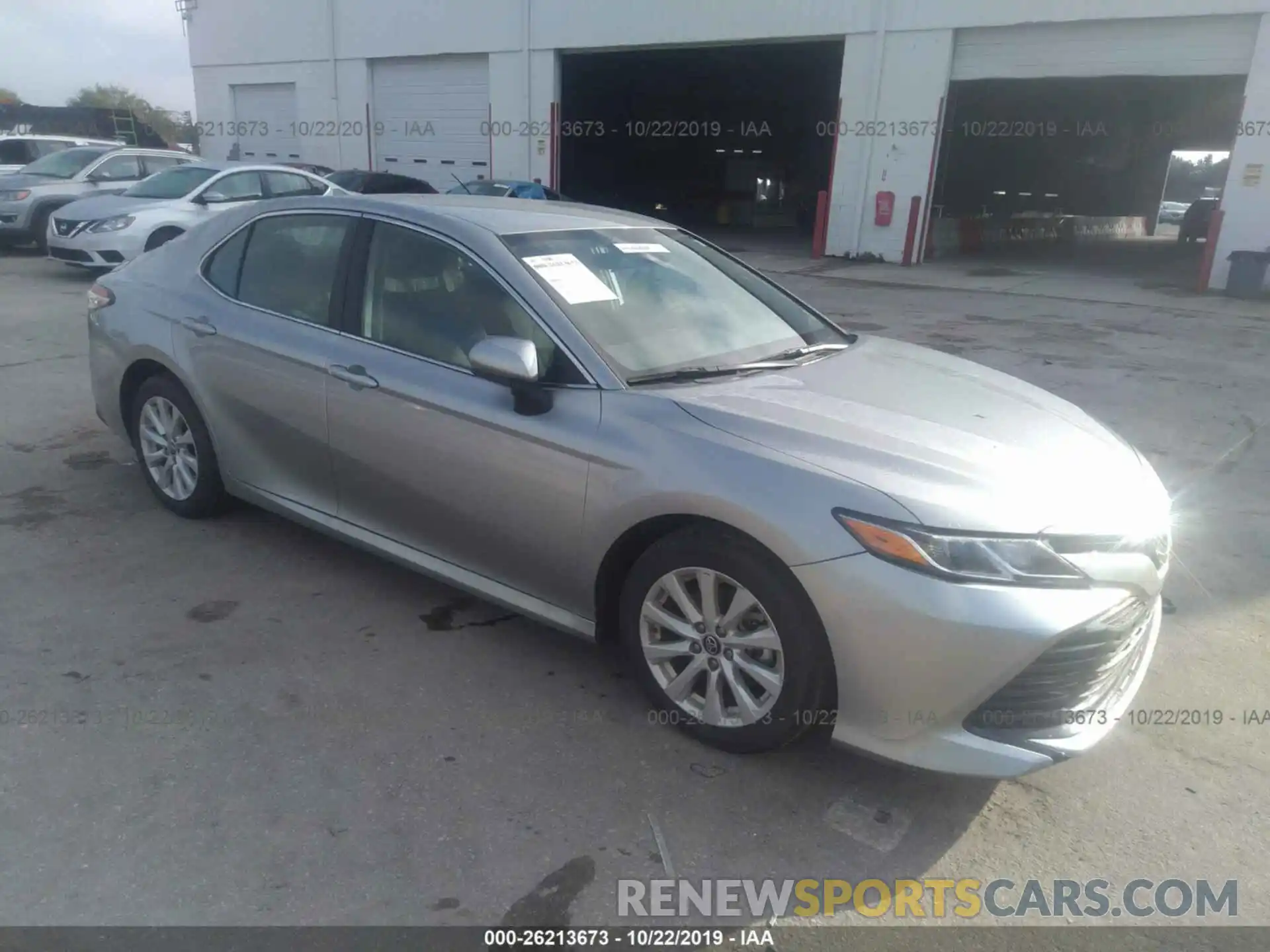 1 Photograph of a damaged car 4T1B11HKXKU681535 TOYOTA CAMRY 2019