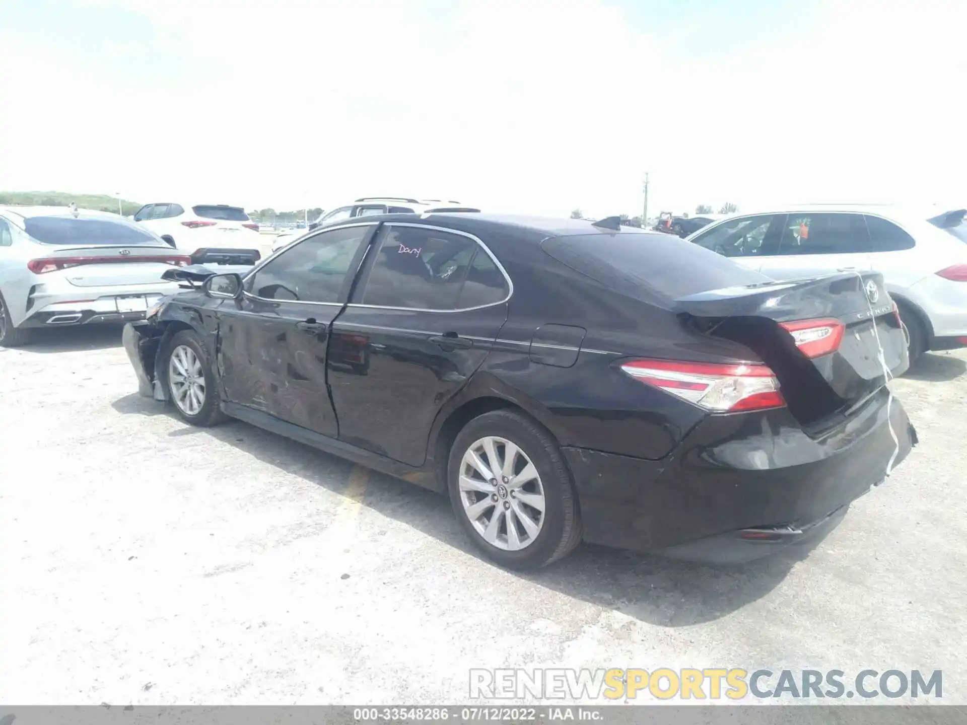 3 Photograph of a damaged car 4T1B11HKXKU684869 TOYOTA CAMRY 2019