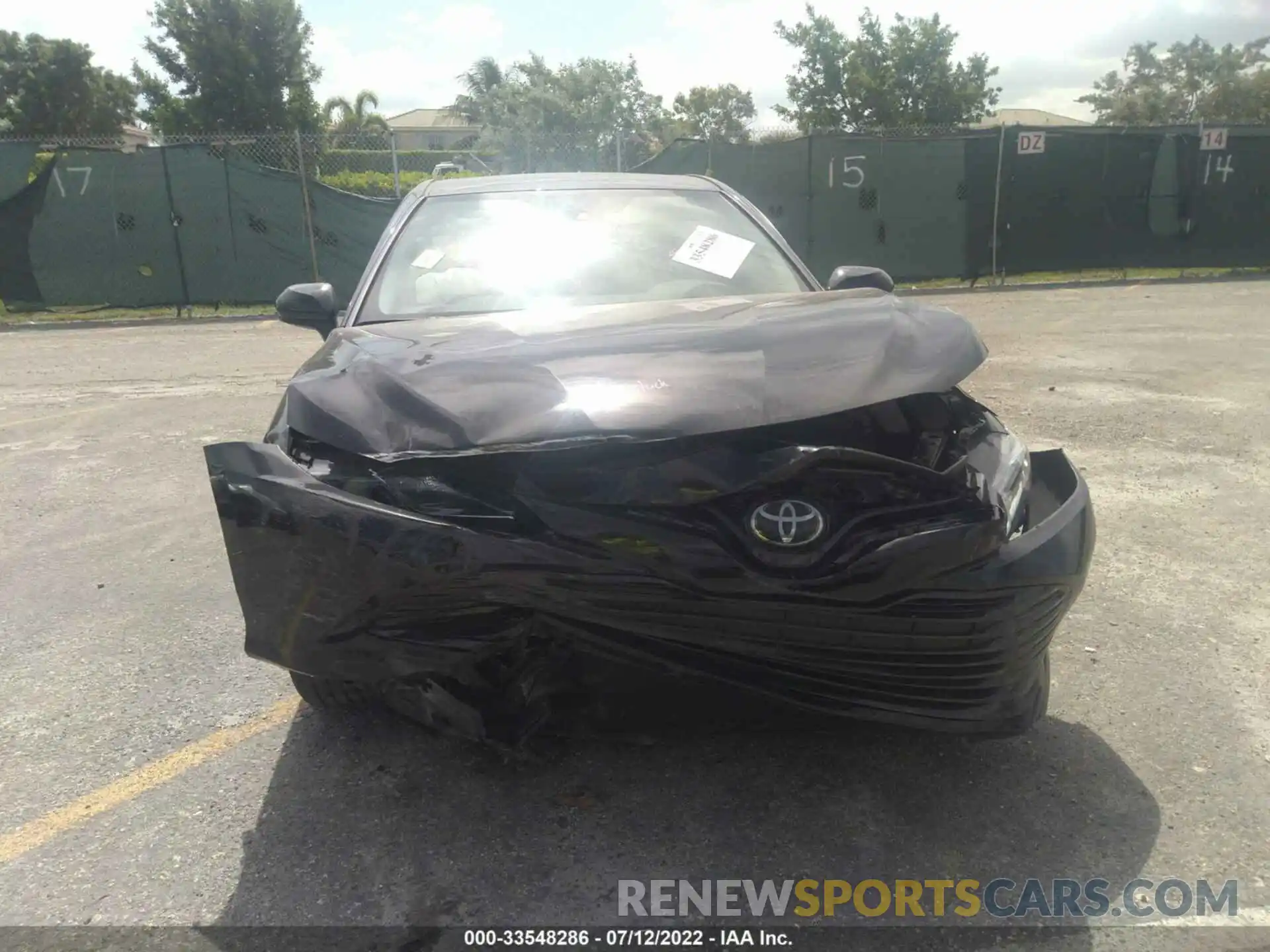 6 Photograph of a damaged car 4T1B11HKXKU684869 TOYOTA CAMRY 2019