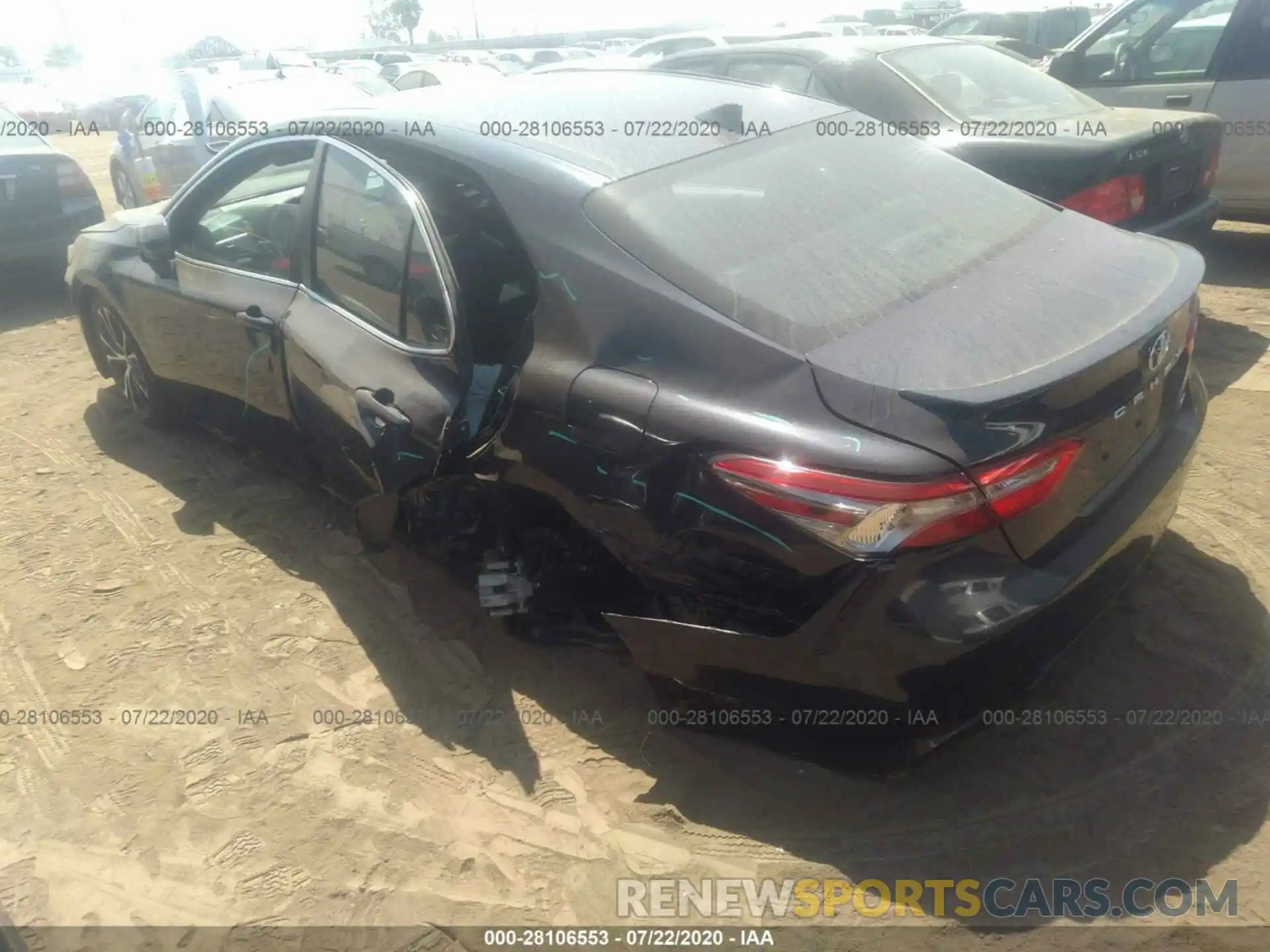 3 Photograph of a damaged car 4T1B11HKXKU685231 TOYOTA CAMRY 2019