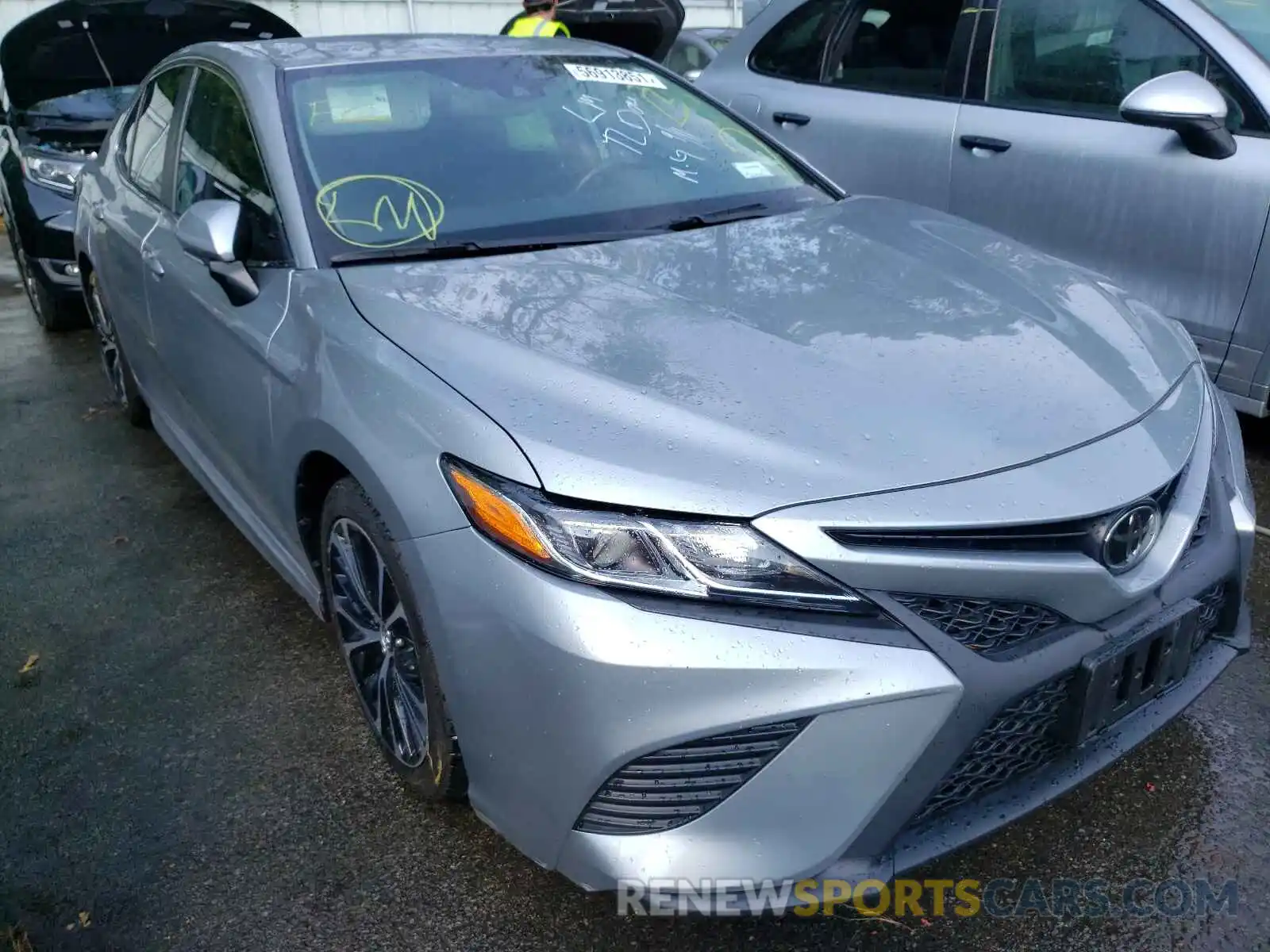 1 Photograph of a damaged car 4T1B11HKXKU687321 TOYOTA CAMRY 2019