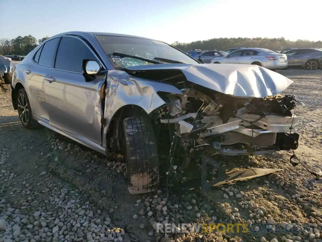 1 Photograph of a damaged car 4T1B11HKXKU688100 TOYOTA CAMRY 2019