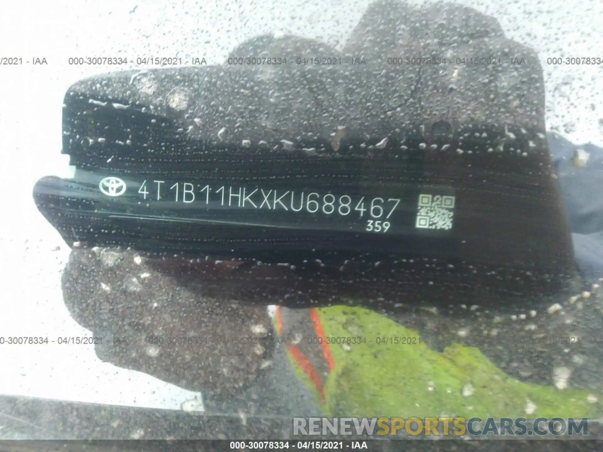 9 Photograph of a damaged car 4T1B11HKXKU688467 TOYOTA CAMRY 2019