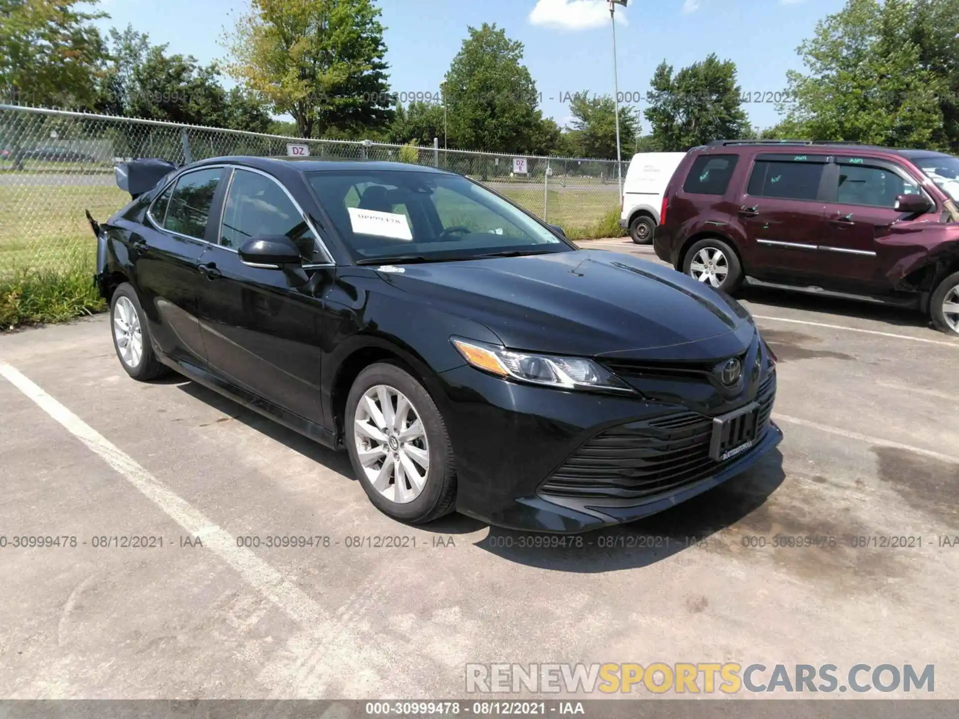 1 Photograph of a damaged car 4T1B11HKXKU689411 TOYOTA CAMRY 2019