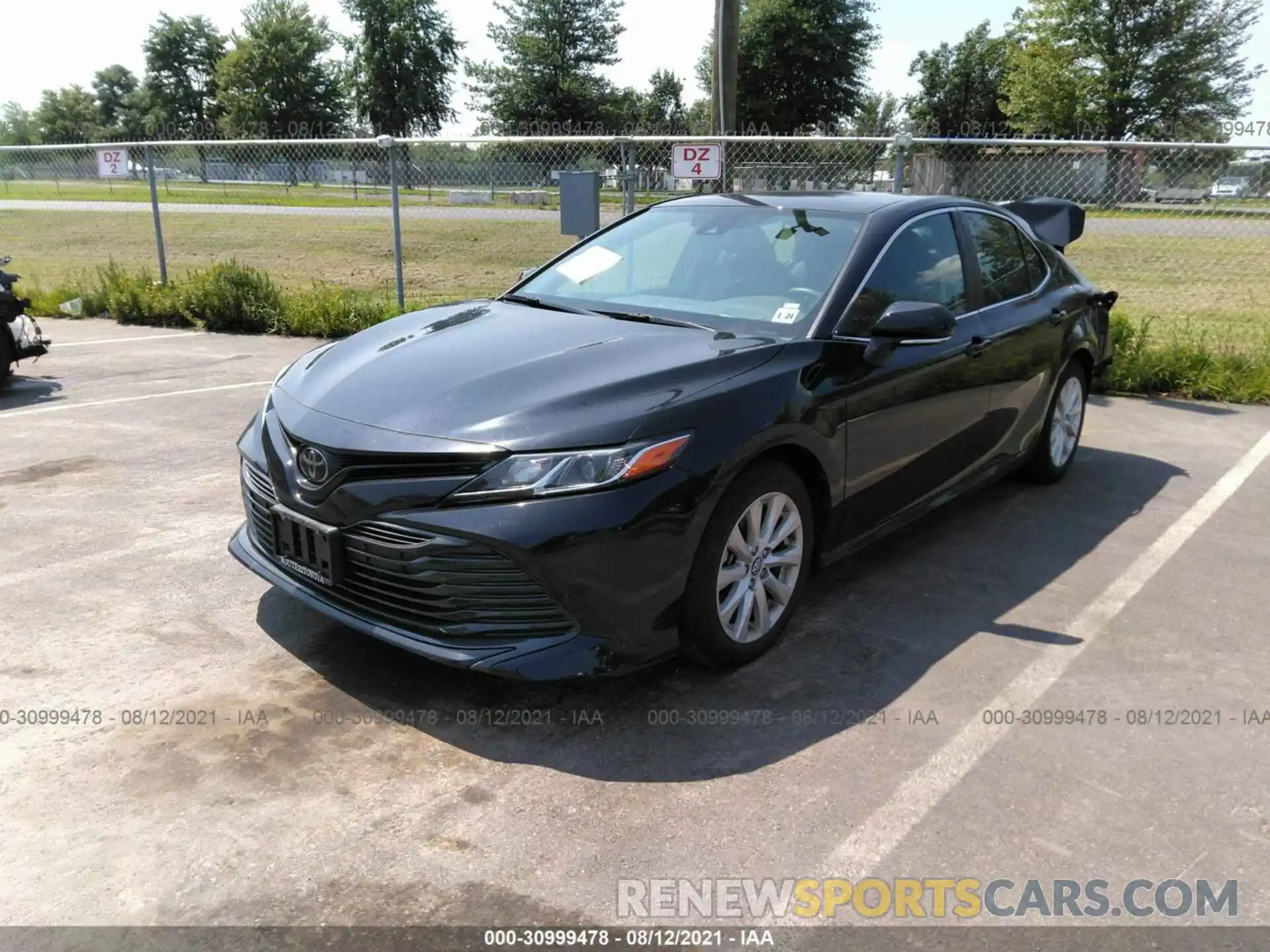 2 Photograph of a damaged car 4T1B11HKXKU689411 TOYOTA CAMRY 2019