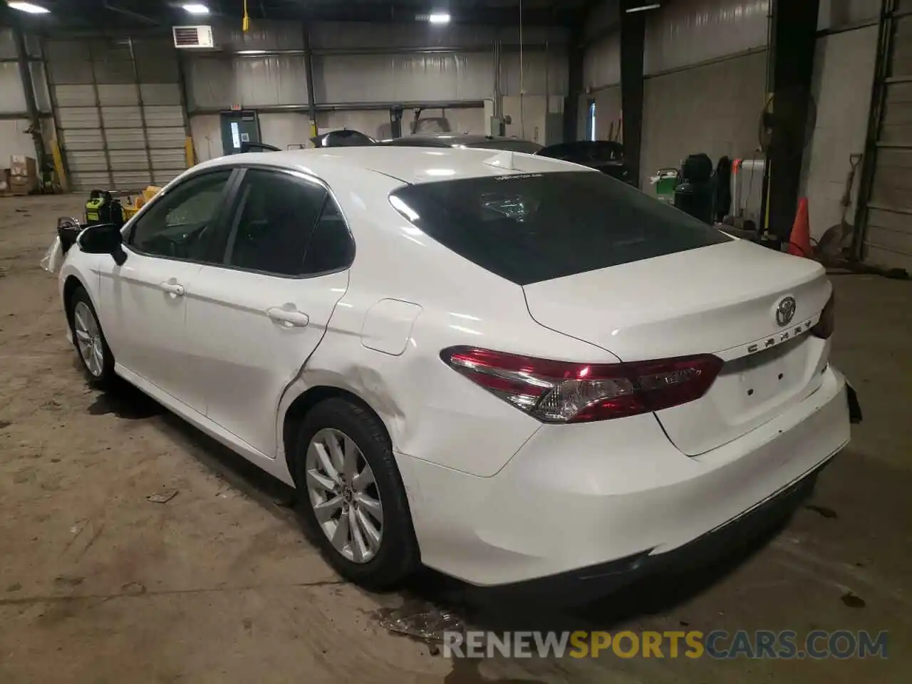 3 Photograph of a damaged car 4T1B11HKXKU689750 TOYOTA CAMRY 2019