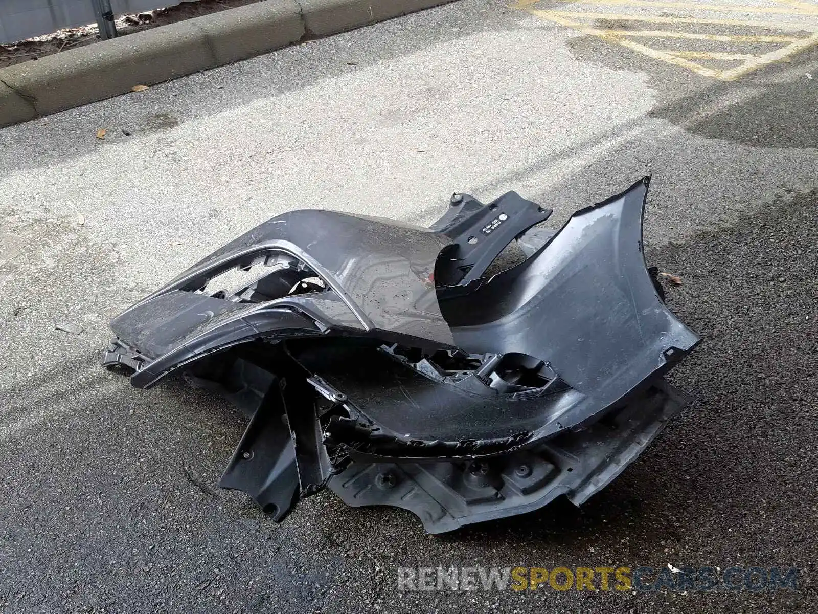 9 Photograph of a damaged car 4T1B11HKXKU690588 TOYOTA CAMRY 2019