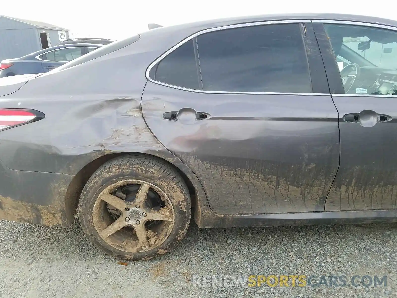 9 Photograph of a damaged car 4T1B11HKXKU691160 TOYOTA CAMRY 2019