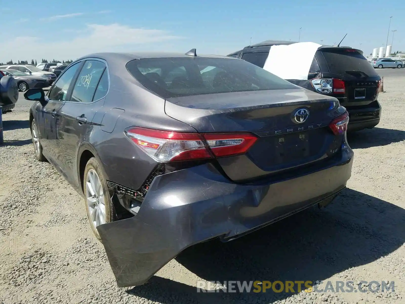 3 Photograph of a damaged car 4T1B11HKXKU691286 TOYOTA CAMRY 2019