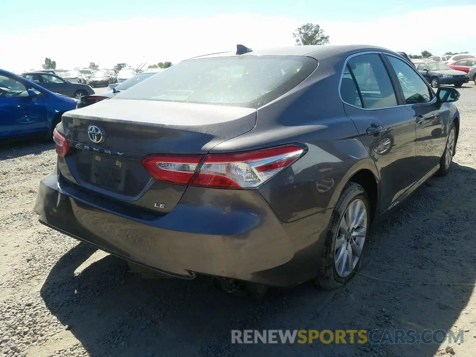 4 Photograph of a damaged car 4T1B11HKXKU691286 TOYOTA CAMRY 2019