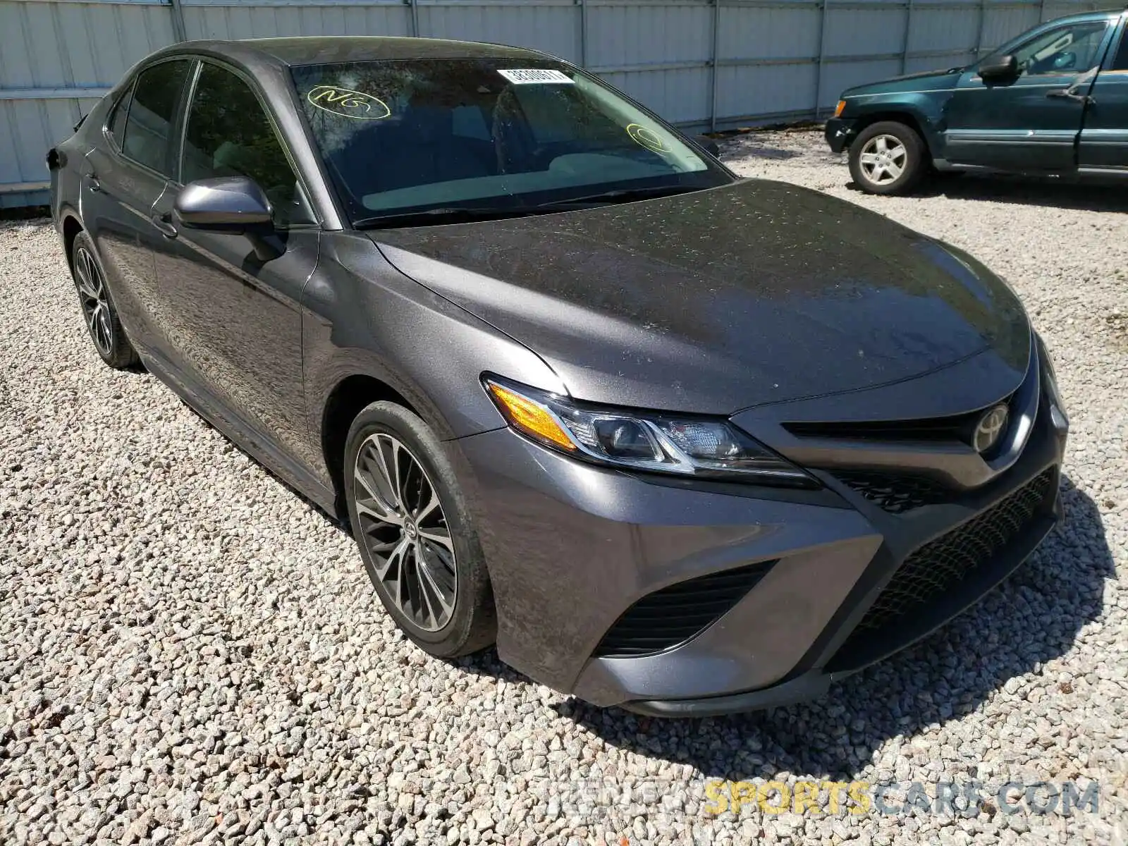 1 Photograph of a damaged car 4T1B11HKXKU691434 TOYOTA CAMRY 2019