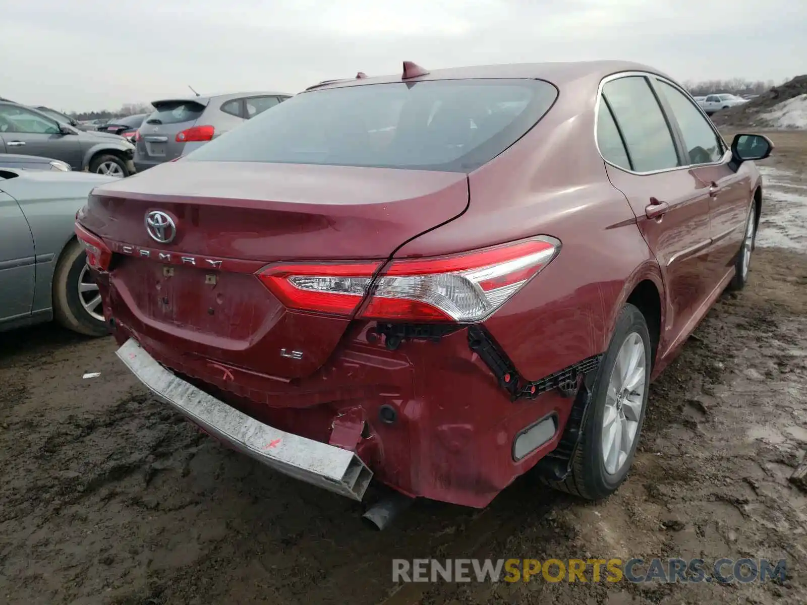 4 Photograph of a damaged car 4T1B11HKXKU692003 TOYOTA CAMRY 2019