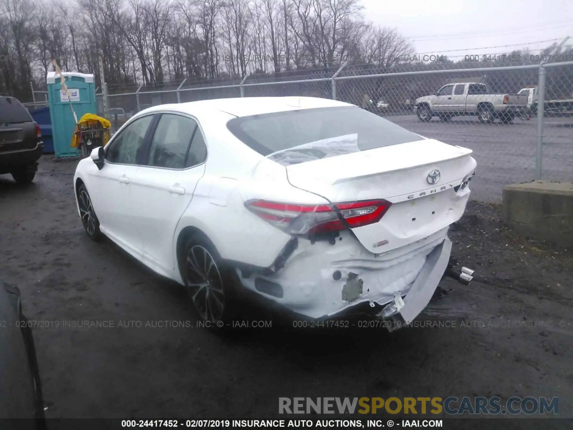 3 Photograph of a damaged car 4T1B11HKXKU692972 TOYOTA CAMRY 2019