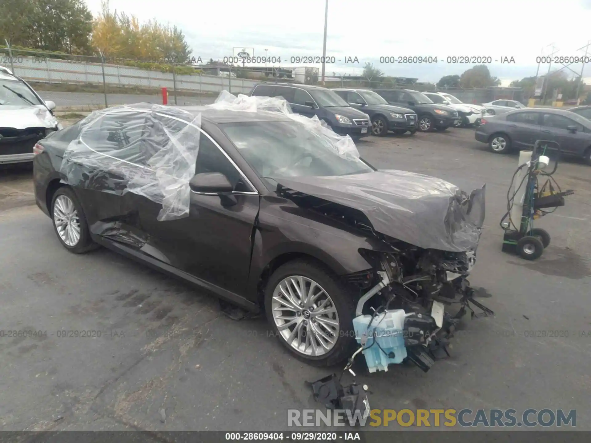 1 Photograph of a damaged car 4T1B11HKXKU694768 TOYOTA CAMRY 2019