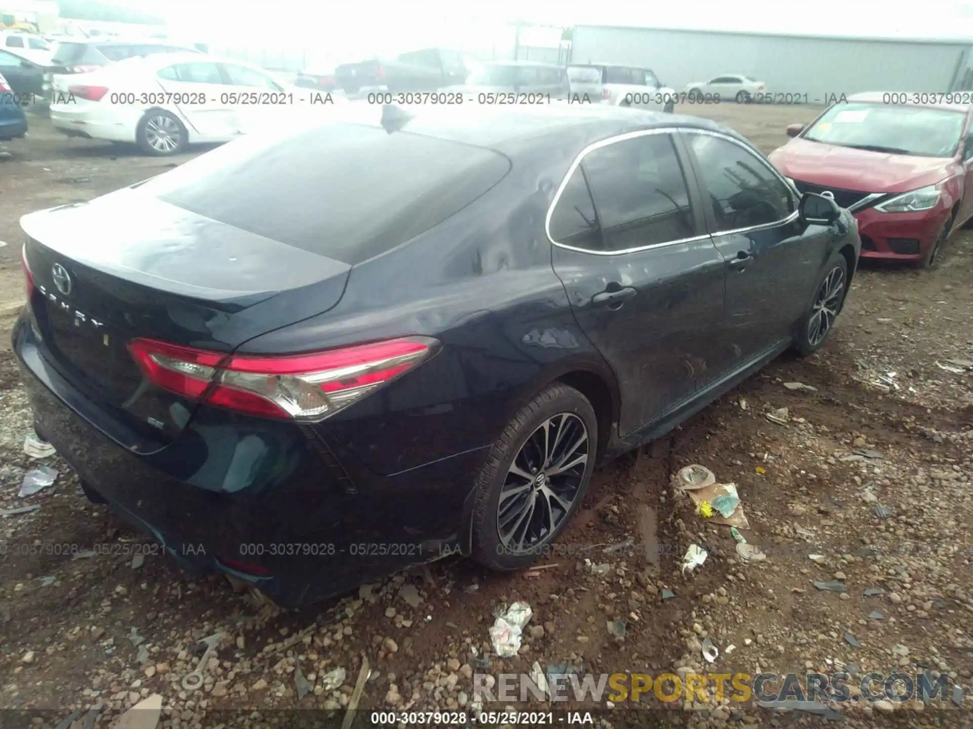 4 Фотография поврежденного автомобиля 4T1B11HKXKU696603 TOYOTA CAMRY 2019