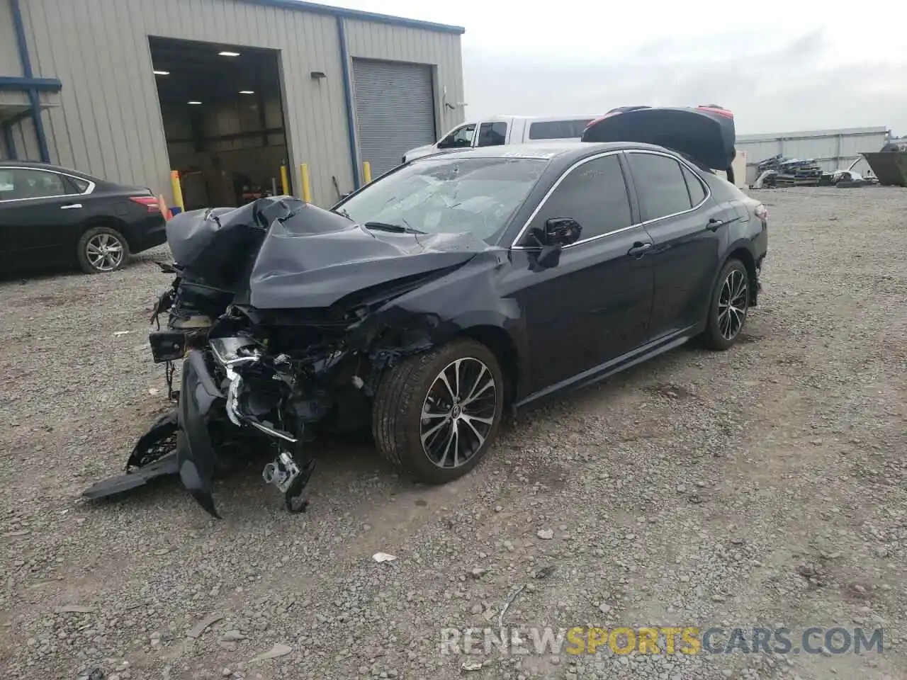 2 Photograph of a damaged car 4T1B11HKXKU697718 TOYOTA CAMRY 2019