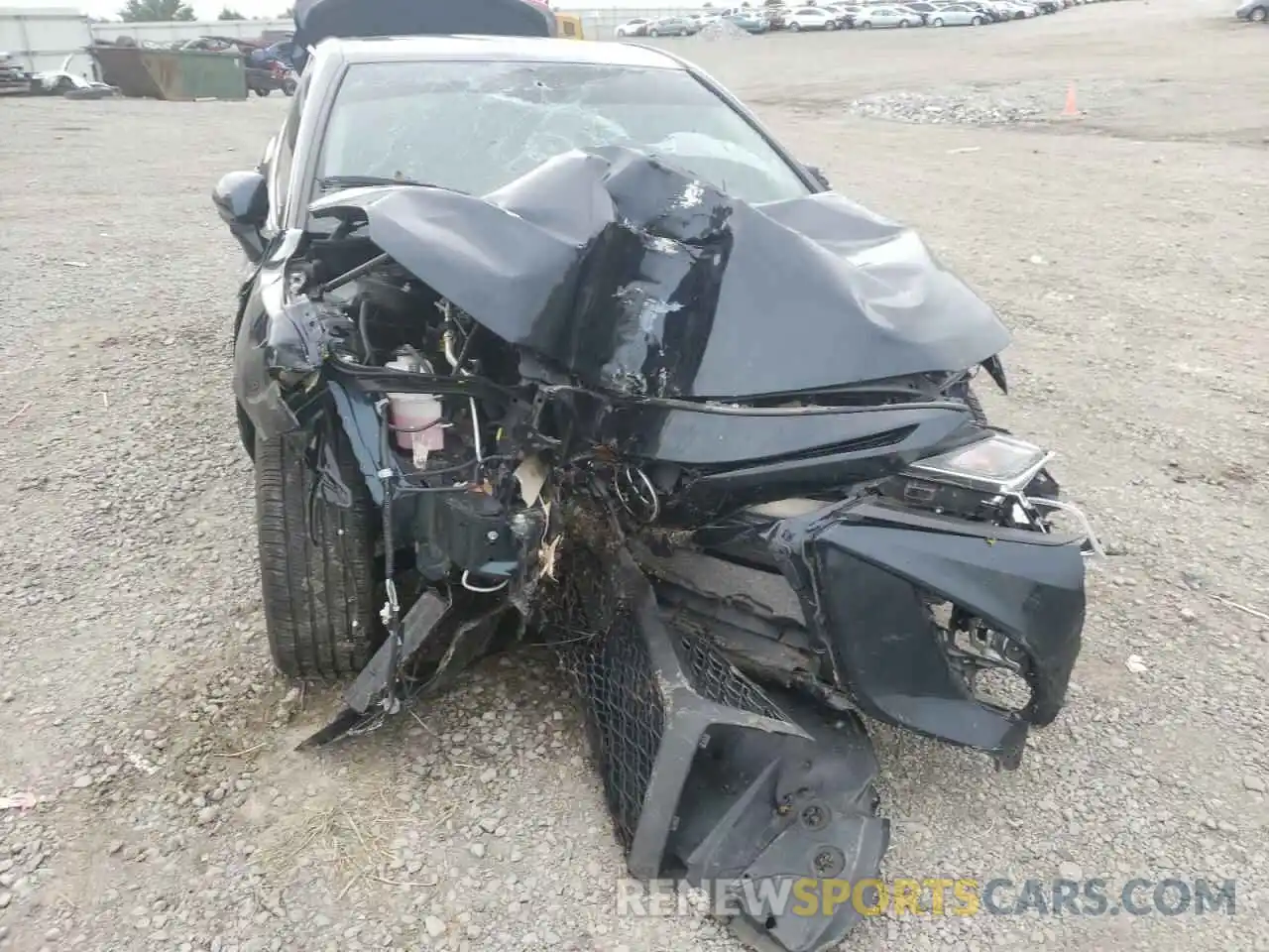 9 Photograph of a damaged car 4T1B11HKXKU697718 TOYOTA CAMRY 2019