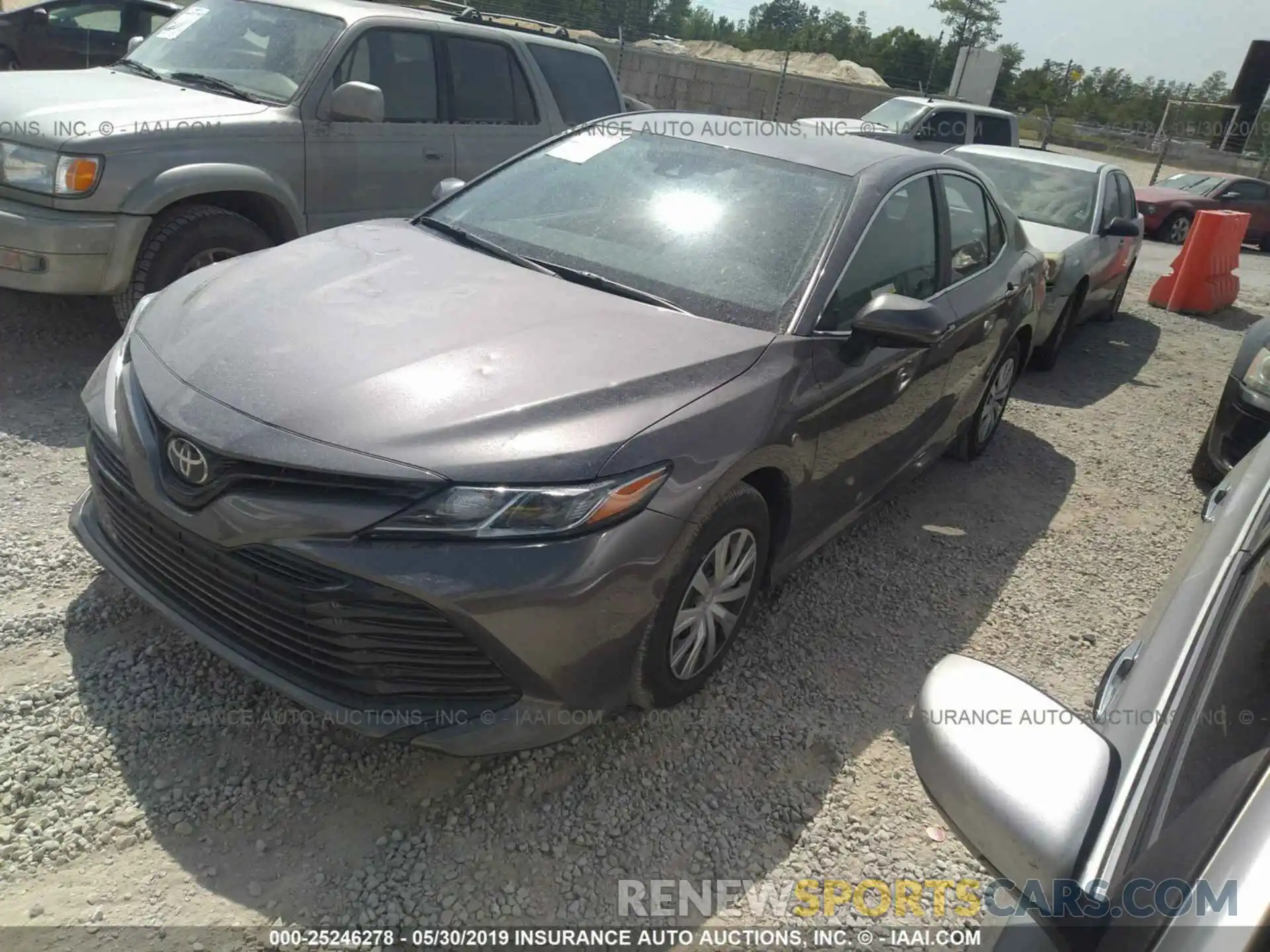 2 Photograph of a damaged car 4T1B11HKXKU698223 TOYOTA CAMRY 2019