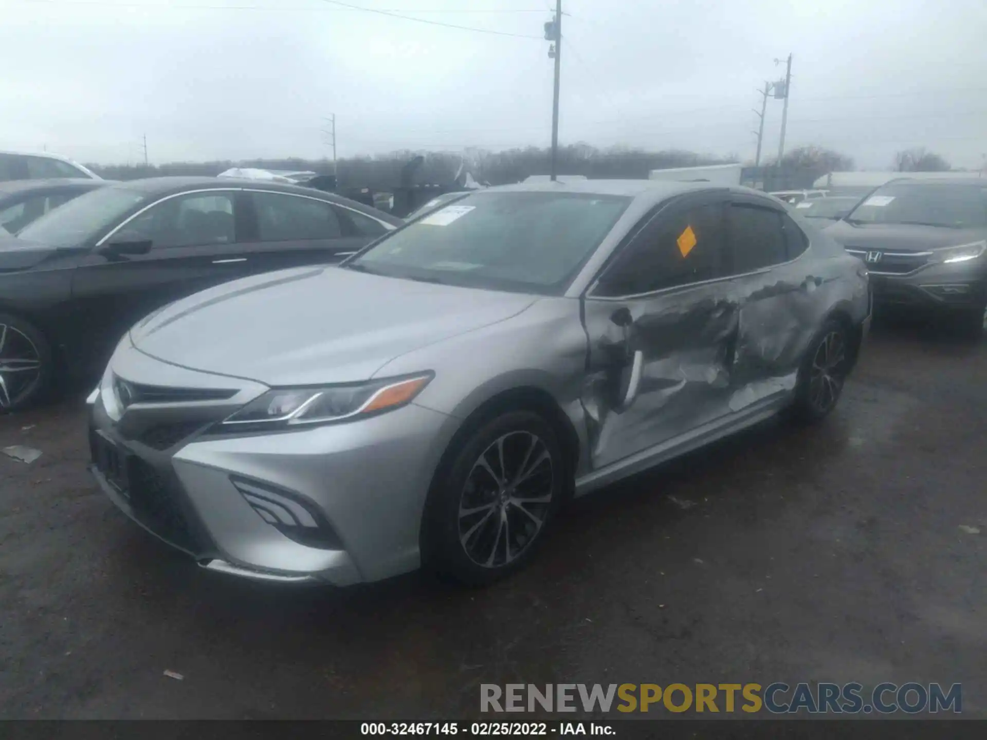 2 Photograph of a damaged car 4T1B11HKXKU698884 TOYOTA CAMRY 2019