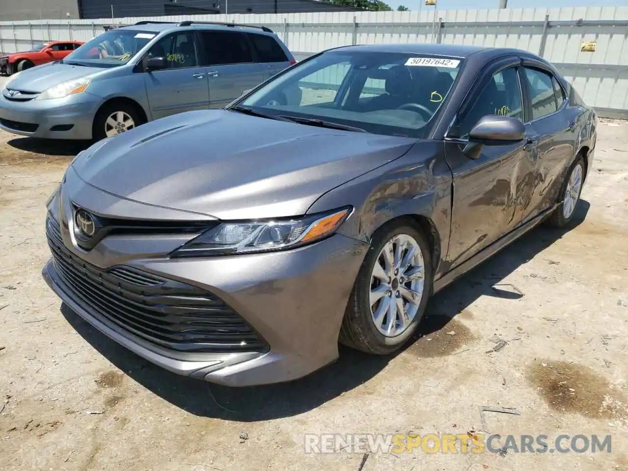 2 Photograph of a damaged car 4T1B11HKXKU700374 TOYOTA CAMRY 2019