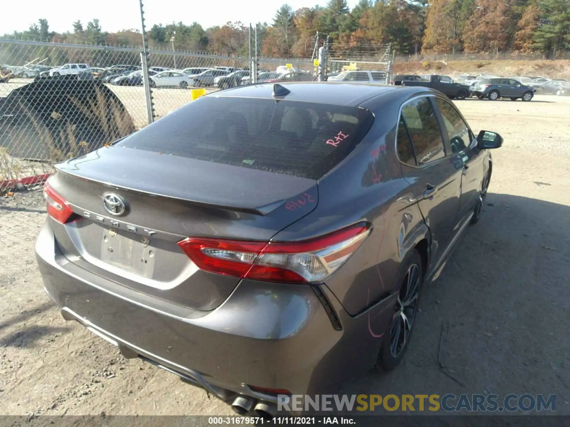 4 Photograph of a damaged car 4T1B11HKXKU700813 TOYOTA CAMRY 2019