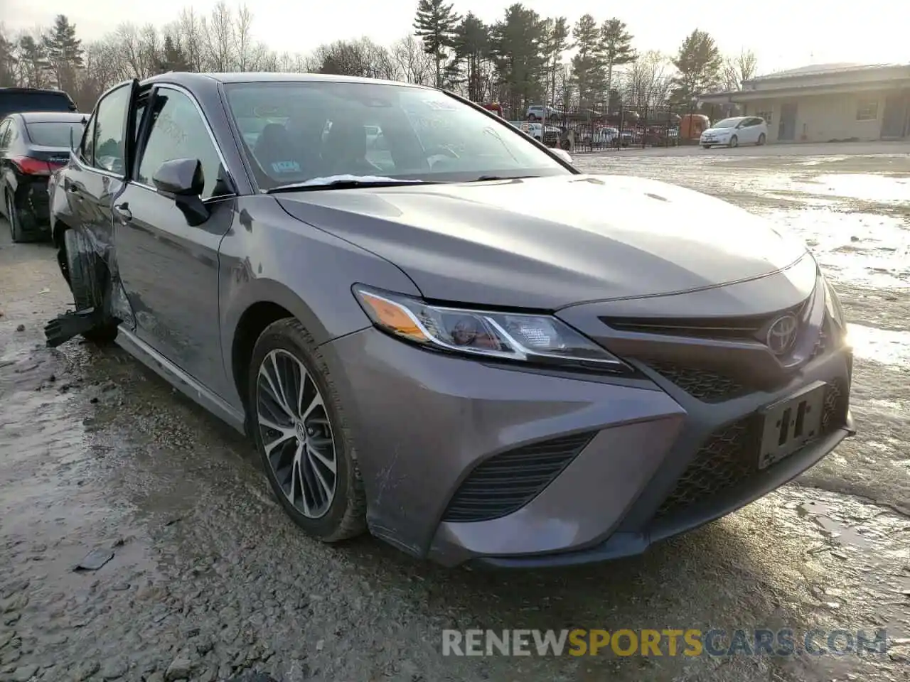 1 Photograph of a damaged car 4T1B11HKXKU701038 TOYOTA CAMRY 2019