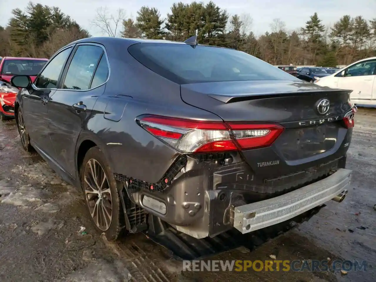 3 Photograph of a damaged car 4T1B11HKXKU701038 TOYOTA CAMRY 2019