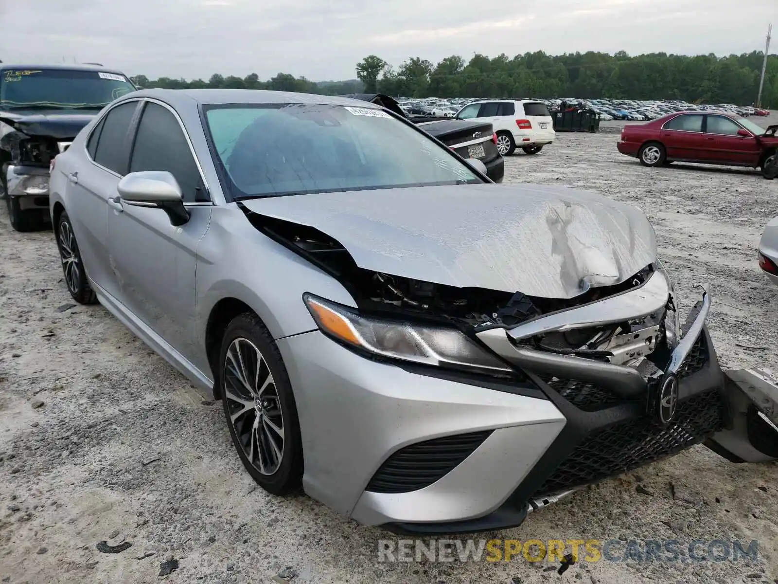 1 Photograph of a damaged car 4T1B11HKXKU701377 TOYOTA CAMRY 2019