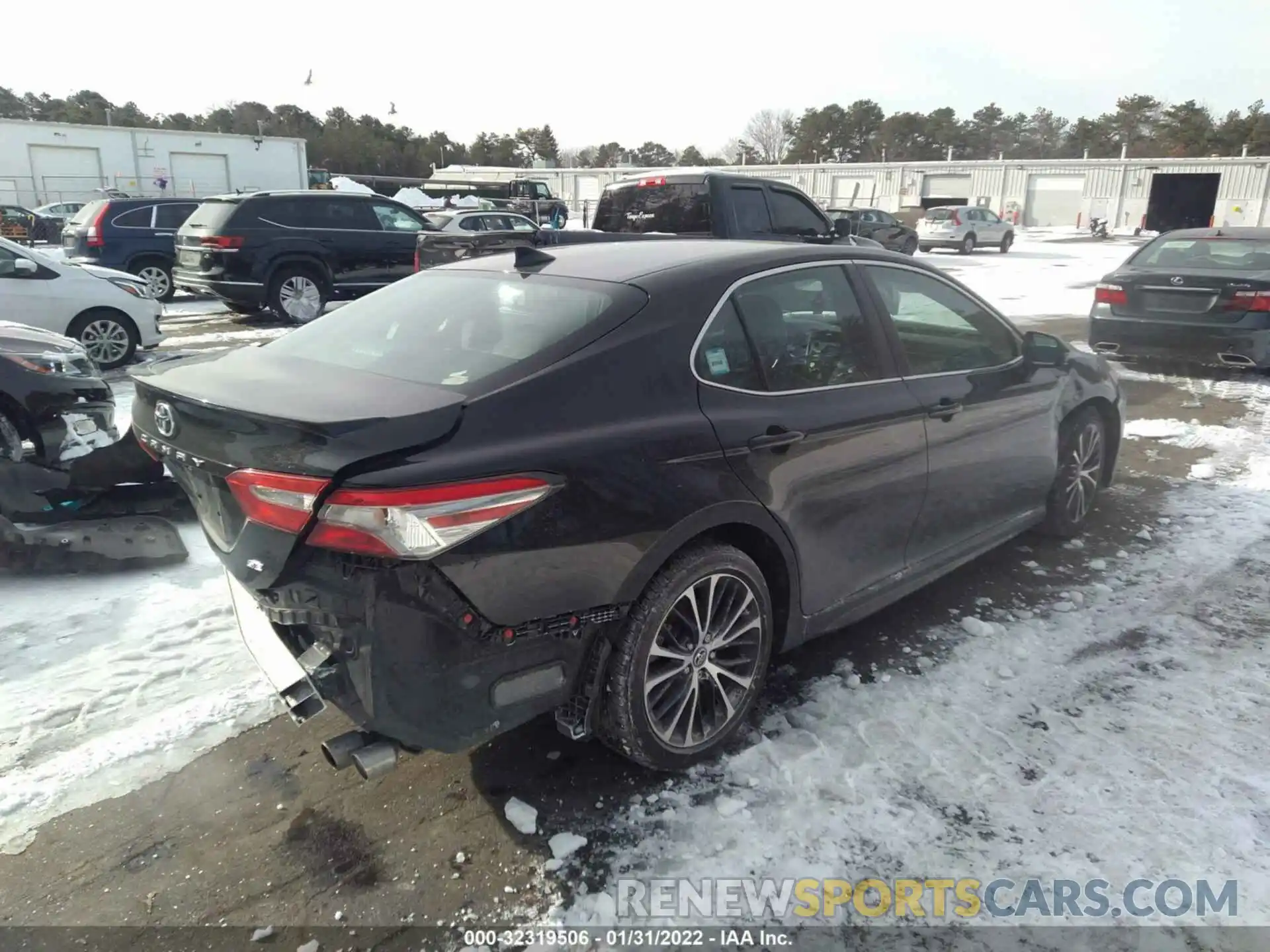 4 Photograph of a damaged car 4T1B11HKXKU701654 TOYOTA CAMRY 2019