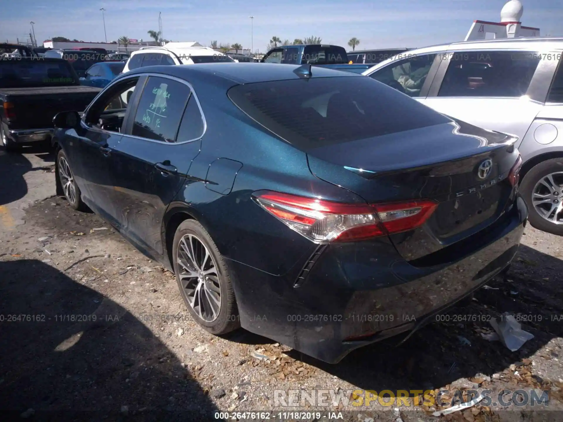 3 Photograph of a damaged car 4T1B11HKXKU701671 TOYOTA CAMRY 2019