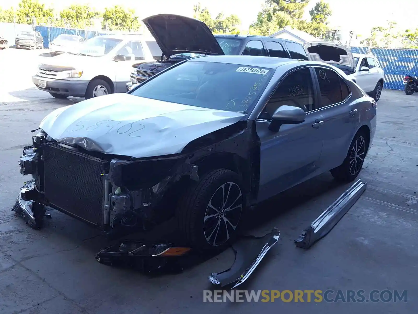 2 Photograph of a damaged car 4T1B11HKXKU703243 TOYOTA CAMRY 2019