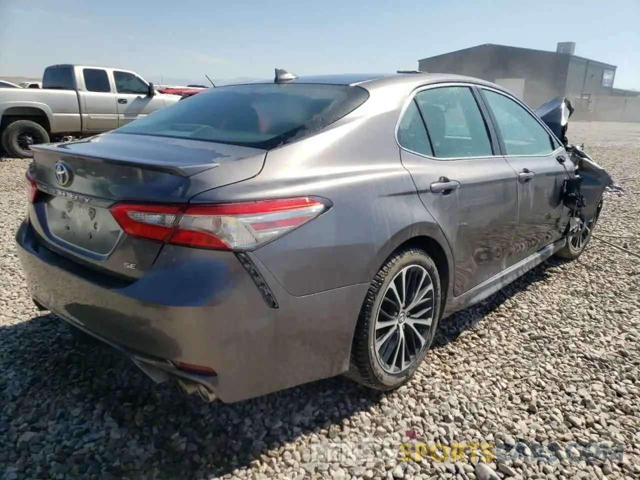 4 Фотография поврежденного автомобиля 4T1B11HKXKU703694 TOYOTA CAMRY 2019