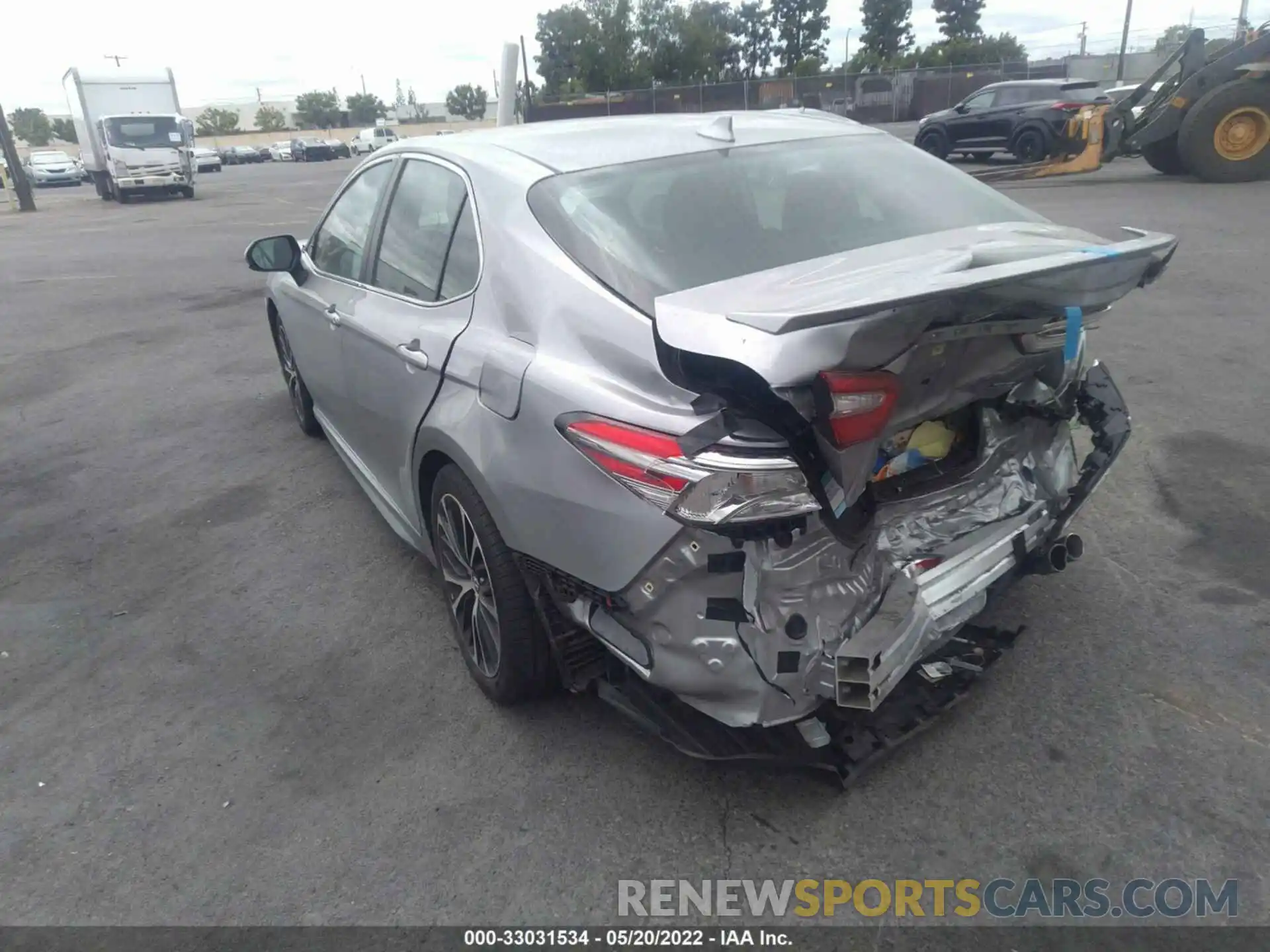 3 Photograph of a damaged car 4T1B11HKXKU706563 TOYOTA CAMRY 2019